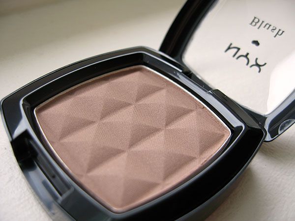 Blush NYX - Cor TAUPE